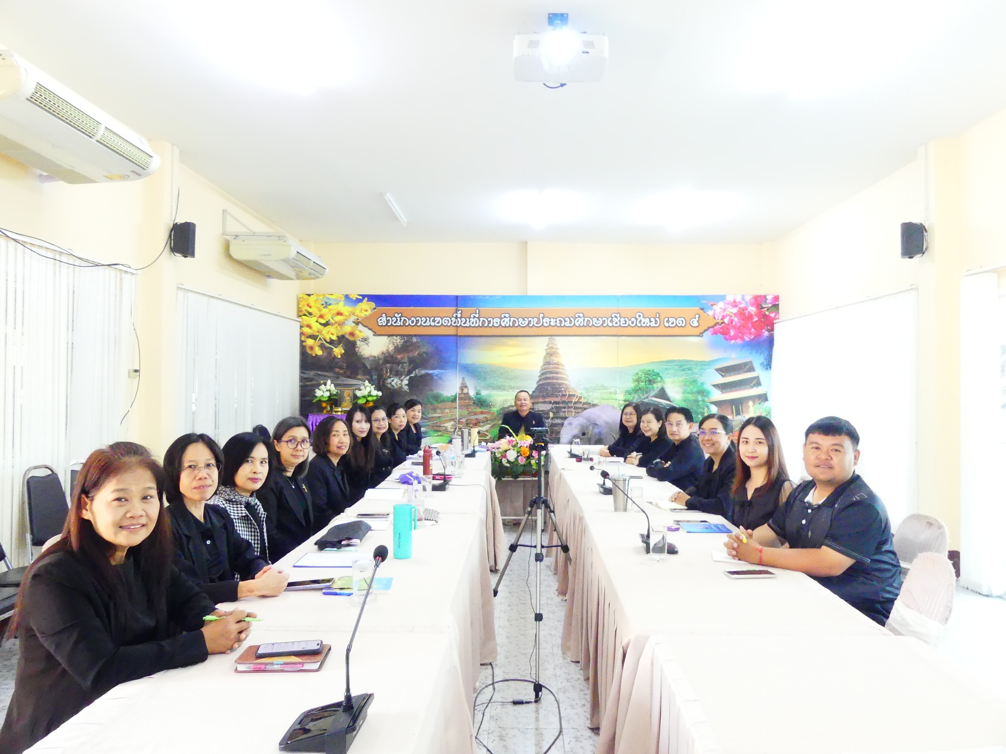 การประชุมเชิงปฏิบัติการสร้างความรู้ความเข้าใจและชี้แจงแนวทางการขับเคลื่อน ติดตาม ตรวจสอบการดำเนินงานในระบบติดตามและประเมินผลแห่งชาติ (eMENSCR) ประจำปีงบประมาณ พ.ศ. 2569 ผ่านระบบออนไลน์ Zoom Meeting