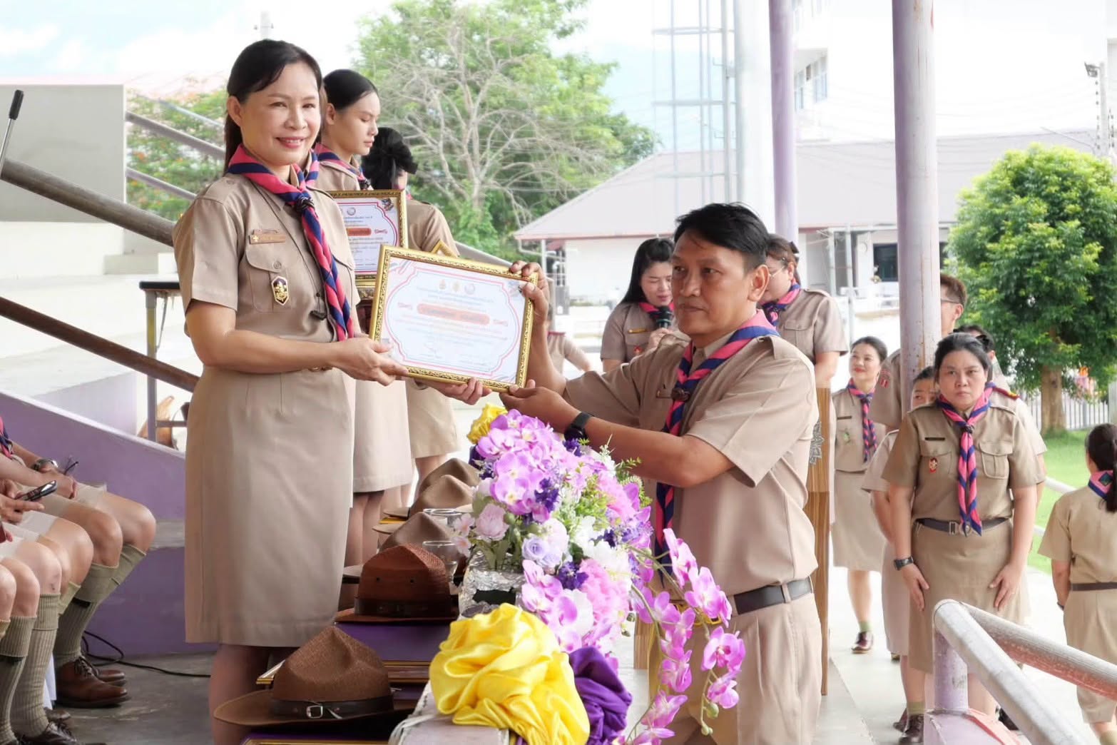 ดร.ธนพินท์ พวงทอง รองผู้อำนวยการสำนักงานเขตพื้นที่การศึกษาประถมศึกษาเชียงใหม่ เขต 4 เป็นประธานในพิธีปฏิญาณตนและสวนสนาม เนื่องในวันคล้ายวันสถาปนาคณะลูกเสือแห่งชาติ ประจำปี 2569