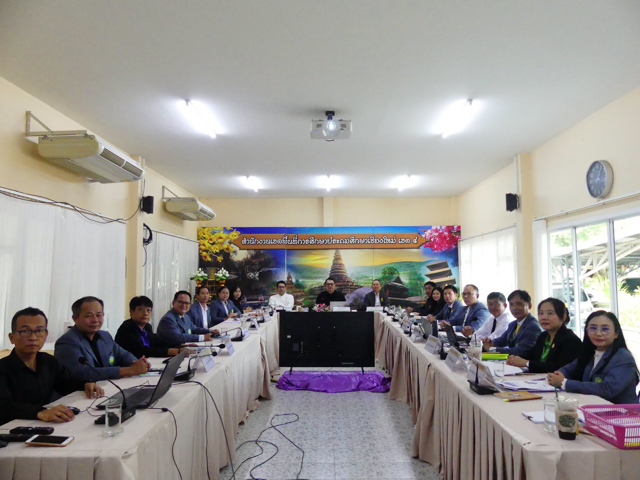 การประเมินผลการพัฒนางานตามข้อตกลงข้าราชการครูและบุคลากรทางการศึกษา ตำแหน่งผู้อำนวยการสถานศึกษา ประจำปีงบประมาณ พ.ศ. 2569 ของเครือข่ายพัฒนาคุณภาพการศึกษาอำเภอแม่วาง